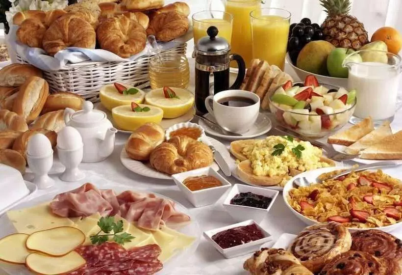 ペンション Madalen Guest House