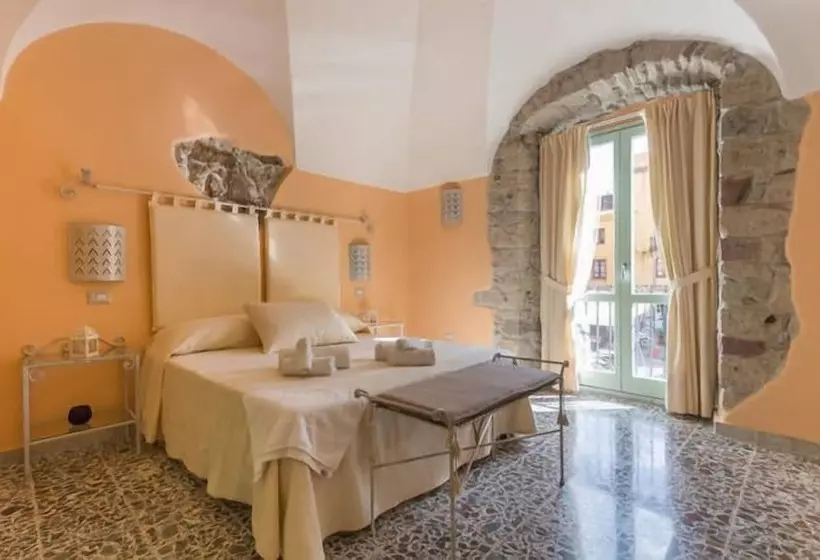 ペンション Madalen Guest House