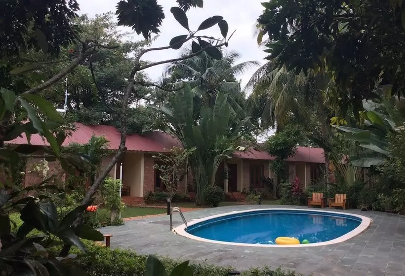 پانسیون Sirena Phu Quoc
