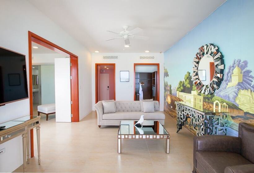 Курорт The Manoah Boutique