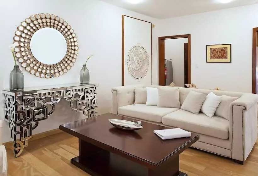 استراحتگاه The Manoah Boutique