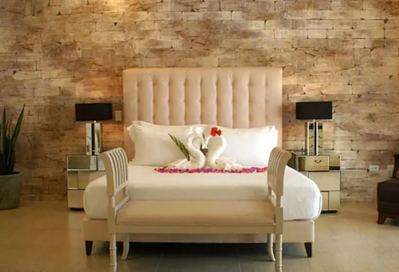 استراحتگاه The Manoah Boutique