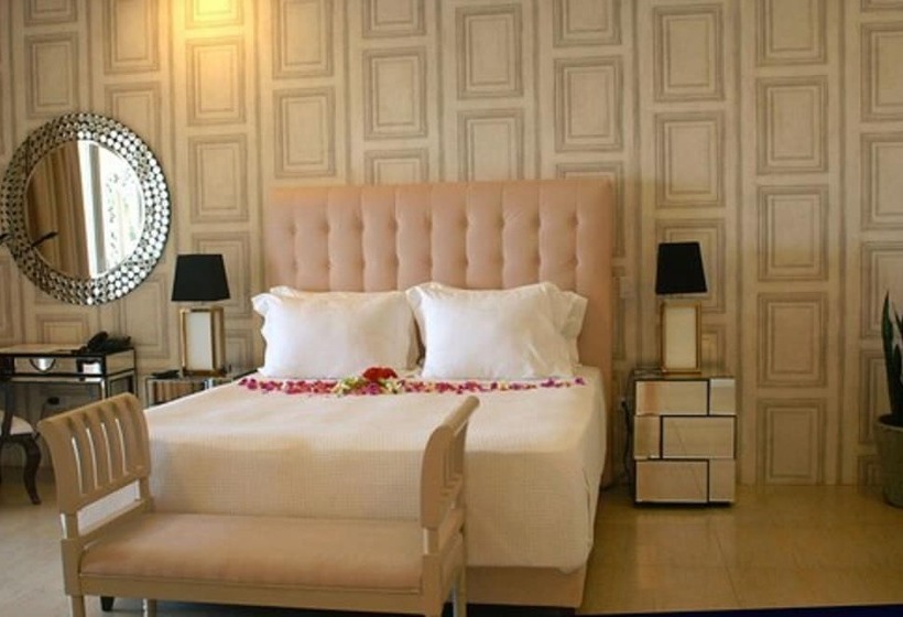 Курорт The Manoah Boutique