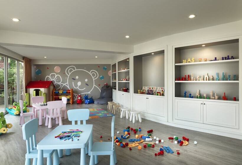 Chanalai Flora Resort, Kata Beach