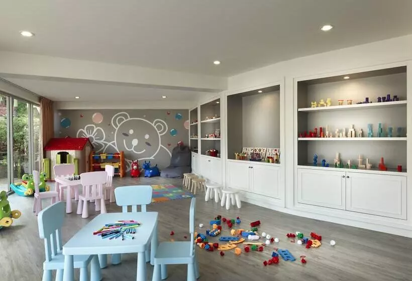 Chanalai Flora Resort, Kata Beach