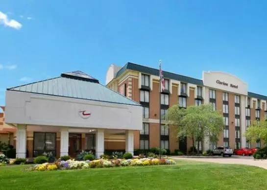 Clarion Hotel & Suites Conference Center Columbus