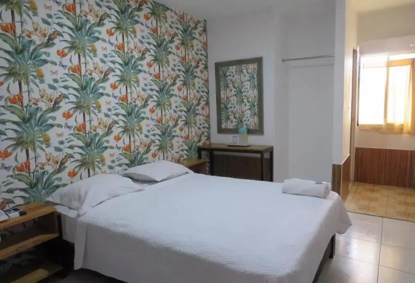 Отель Costa Inn