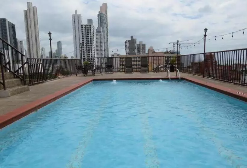 Отель Costa Inn