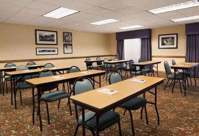 هتل Country Inn & Suites By Radisson, Columbus, Ga