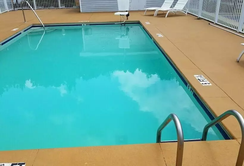 هتل Country Inn & Suites By Radisson, Columbus, Ga