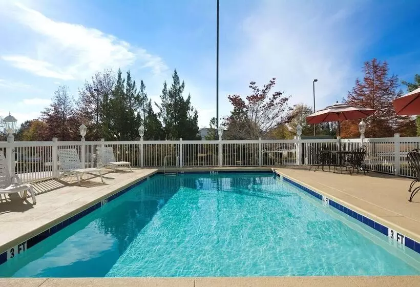 هتل Country Inn & Suites By Radisson, Columbus, Ga
