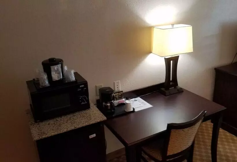 هتل Country Inn & Suites By Radisson, Columbus, Ga