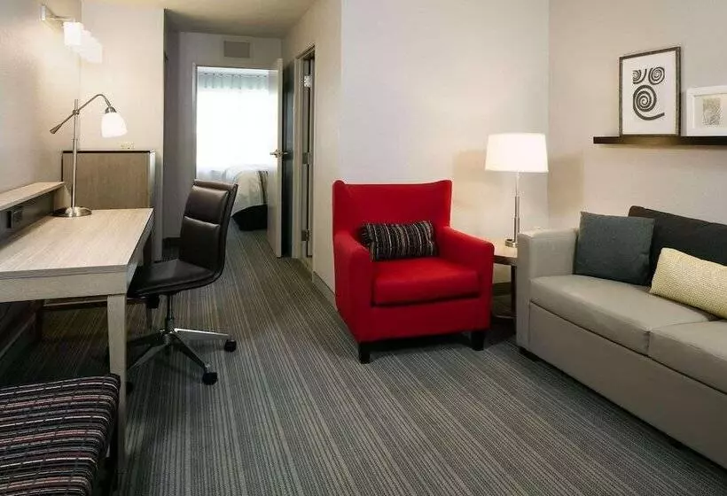 هتل Country Inn & Suites By Radisson Madison West Wi