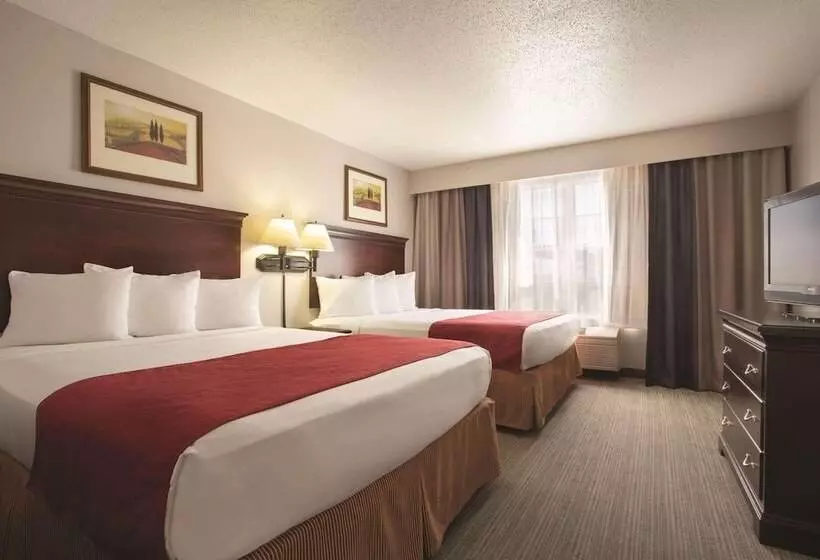 هتل Country Inn & Suites By Radisson, Moline Airport, Il