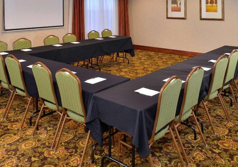 Hotel Country Inn & Suites By Radisson, Stone Mountain, Ga