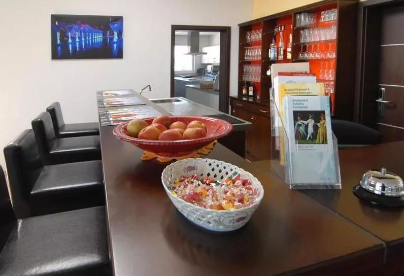 Отель Frankenhöhe