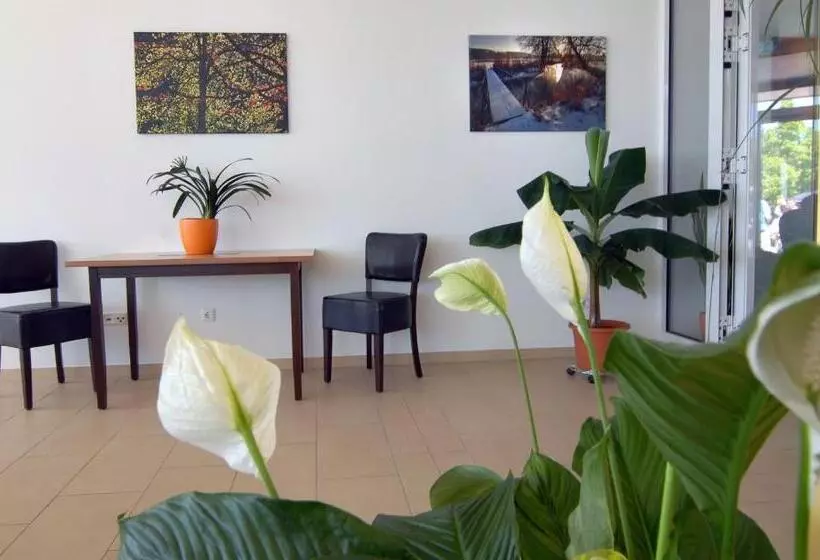 Отель Frankenhöhe