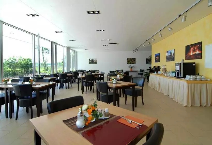 Отель Frankenhöhe