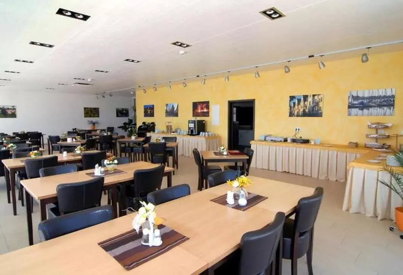 Отель Frankenhöhe