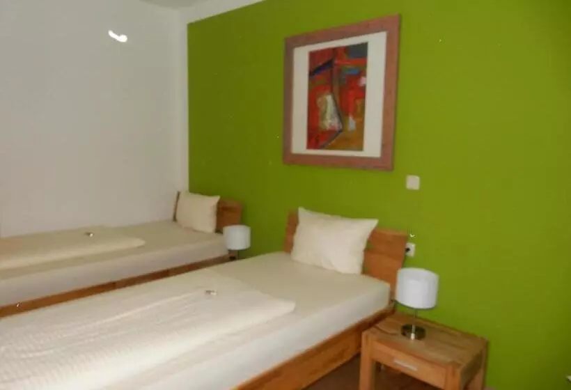 Отель Frankenhöhe