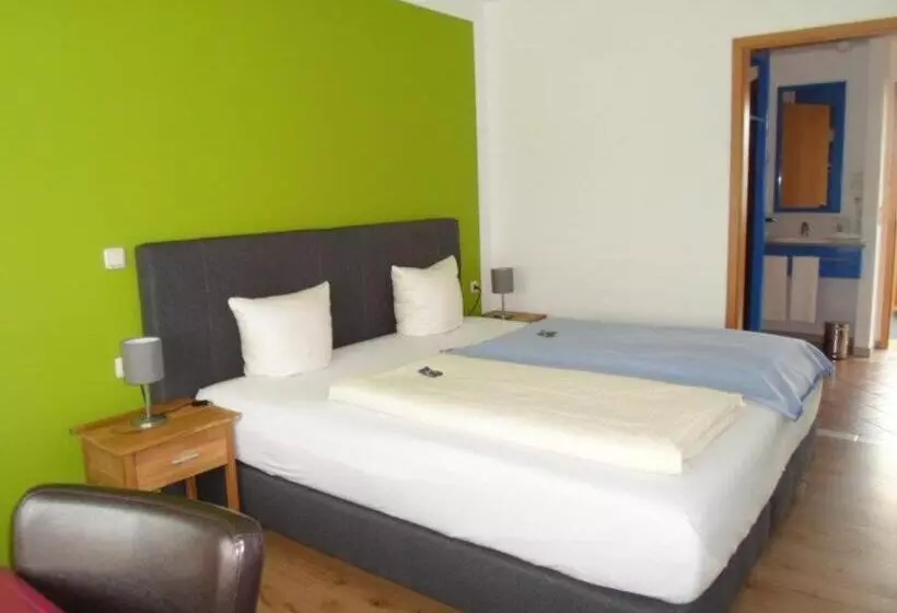 Отель Frankenhöhe