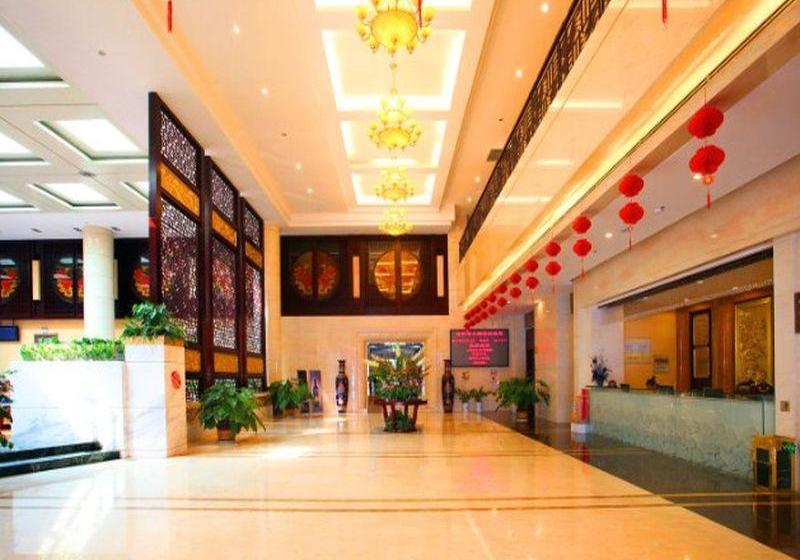 Отель Golden Beach