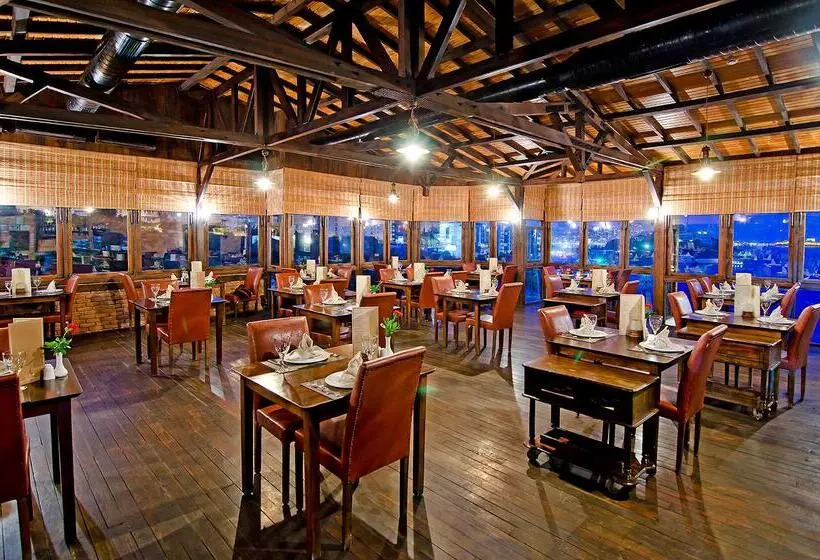 Korumar Hotel Deluxe