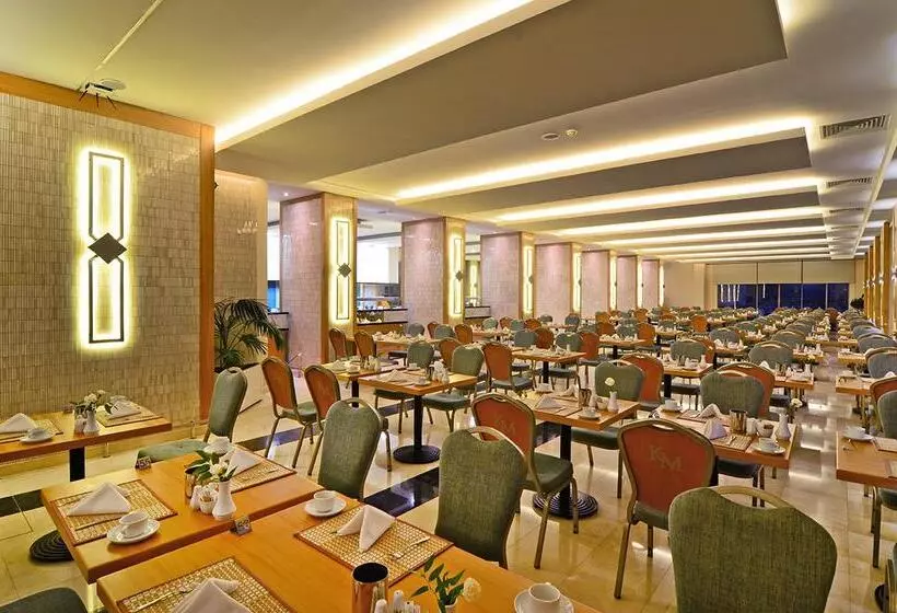 Korumar Hotel Deluxe