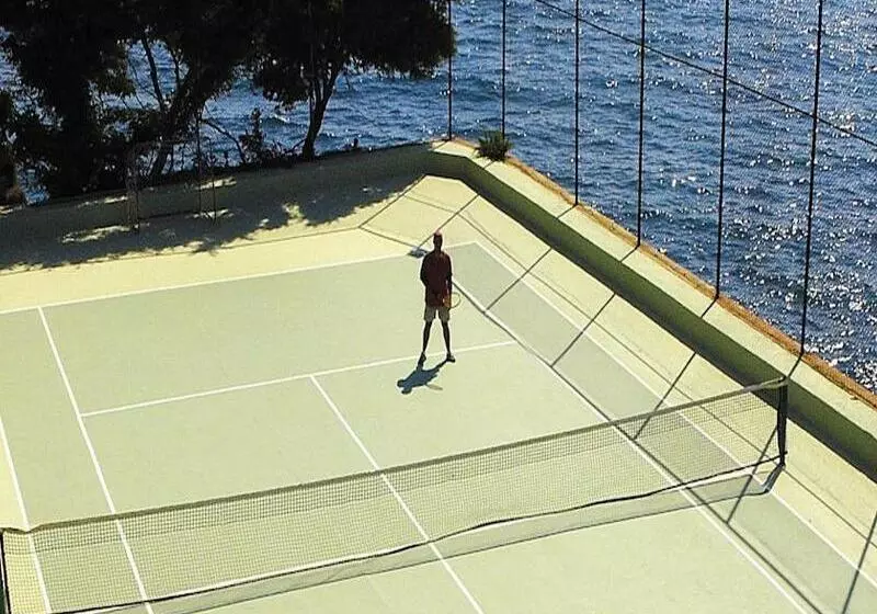 Korumar Hotel Deluxe