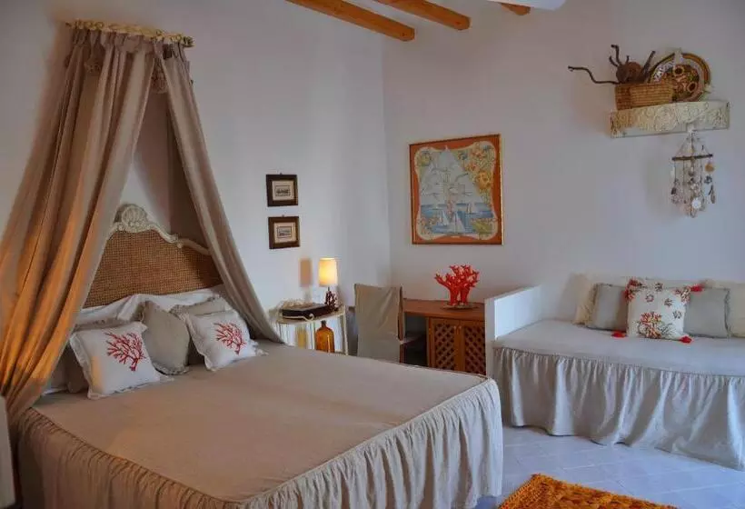 Отель Lisca Bianca