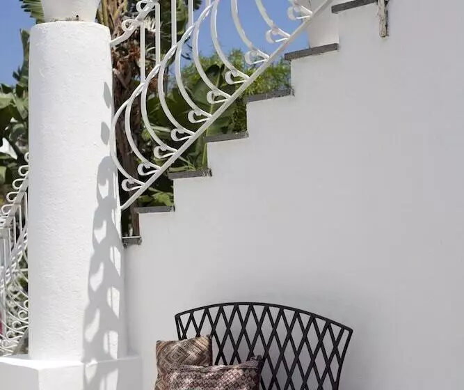 Отель Lisca Bianca