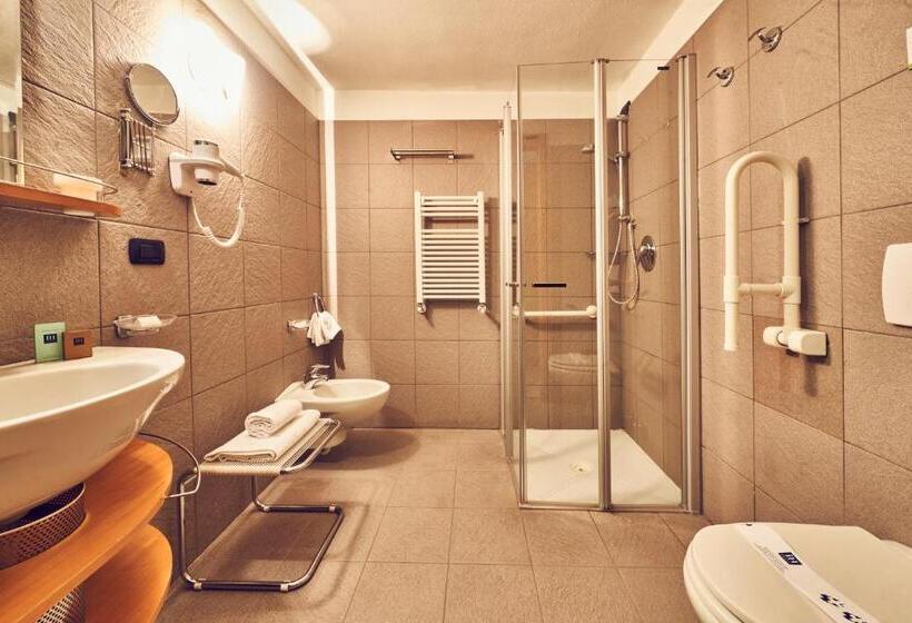 Ih Hotels Courmayeur Mont Blanc