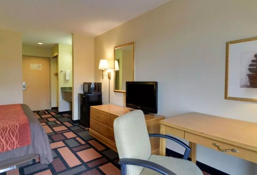 ホテル Quality Inn & Suites Malvern