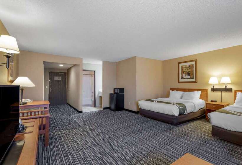 فندق Quality Inn & Suites Wellington   Fort Collins