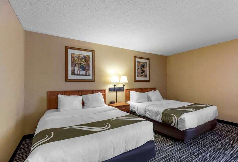 فندق Quality Inn & Suites Wellington   Fort Collins