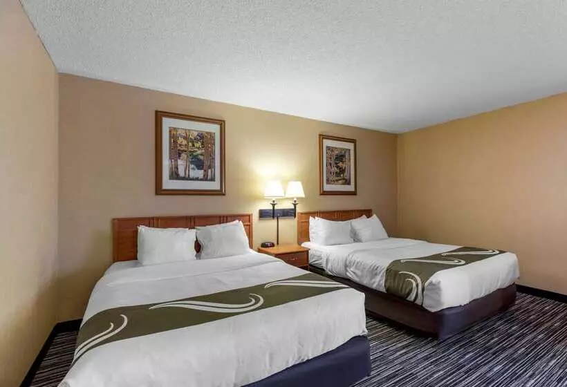 Отель Quality Inn & Suites Wellington Fort Collins