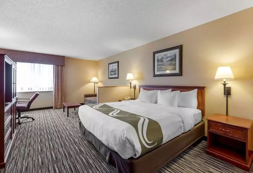 Отель Quality Inn & Suites Wellington Fort Collins
