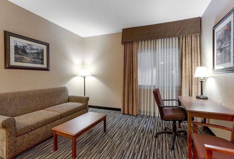 فندق Quality Inn & Suites Wellington   Fort Collins