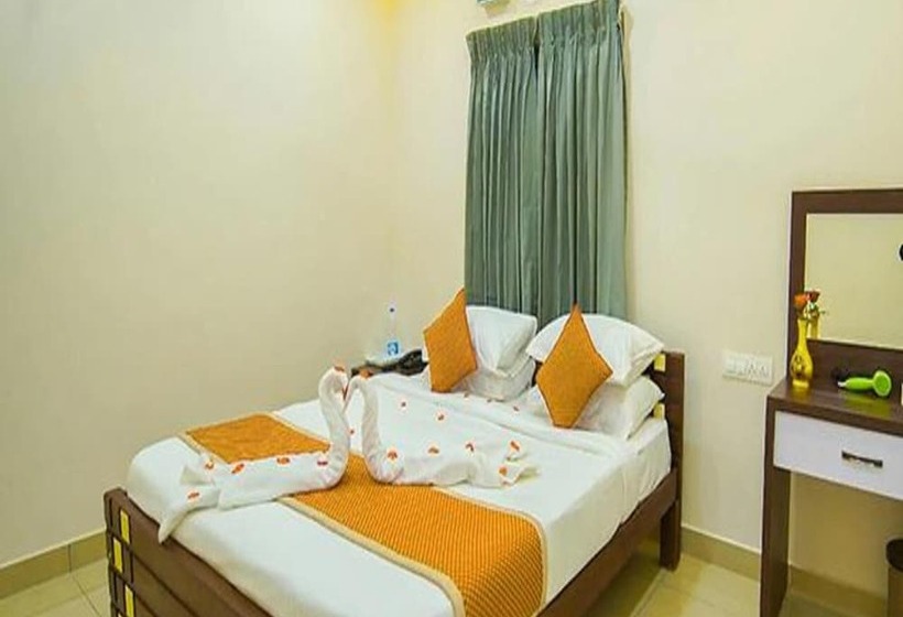 בית מלון כפרי Fab Chakkra Residency