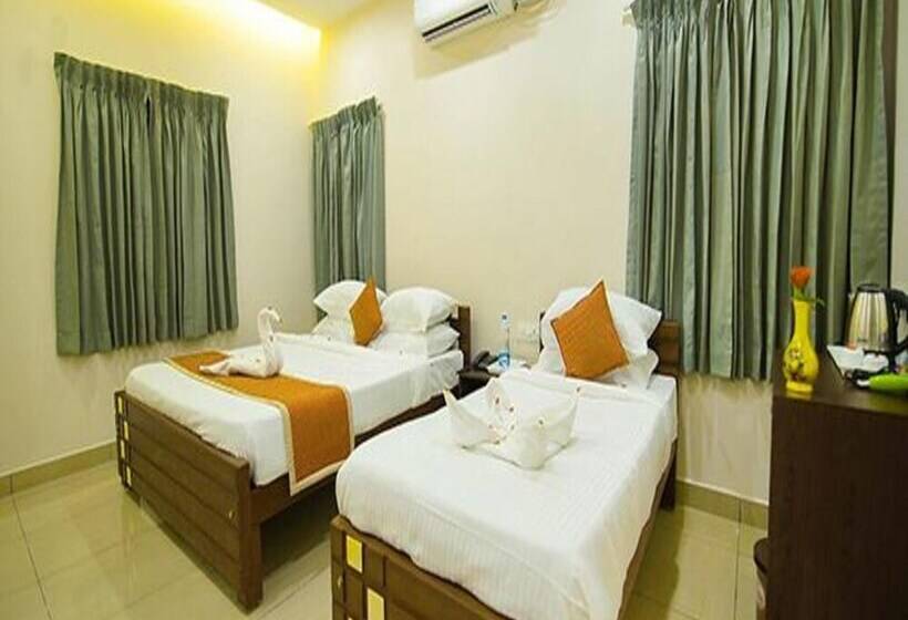 בית מלון כפרי Fab Chakkra Residency