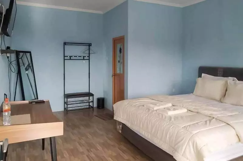 Hotelli Kampung Abdi Resort Syariah Mitra Reddoorz