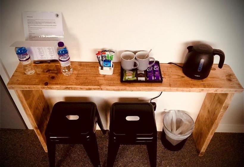 فندق Ocean View Bar & Rooms