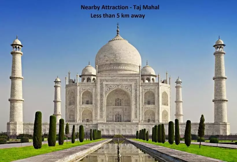 هتل Spot On 67436 Utsav Palace