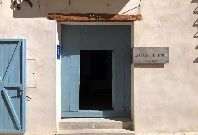 ペンション Los Canilleros