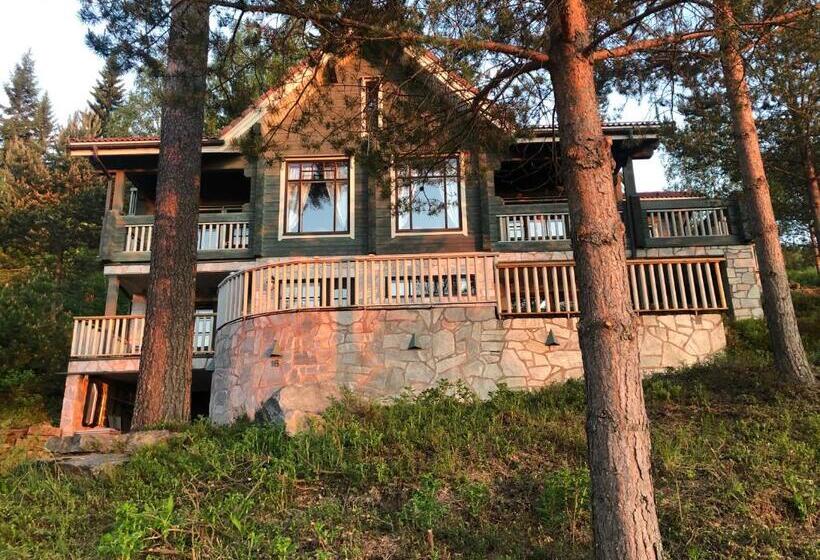 פנסיון Tahkonhovi Golden Chalet