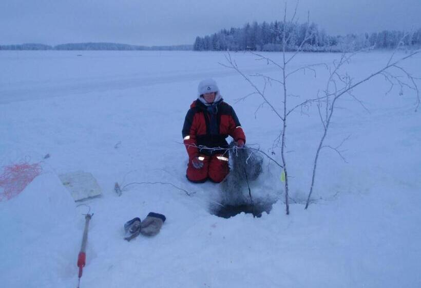 פנסיון Tahkonhovi Golden Chalet