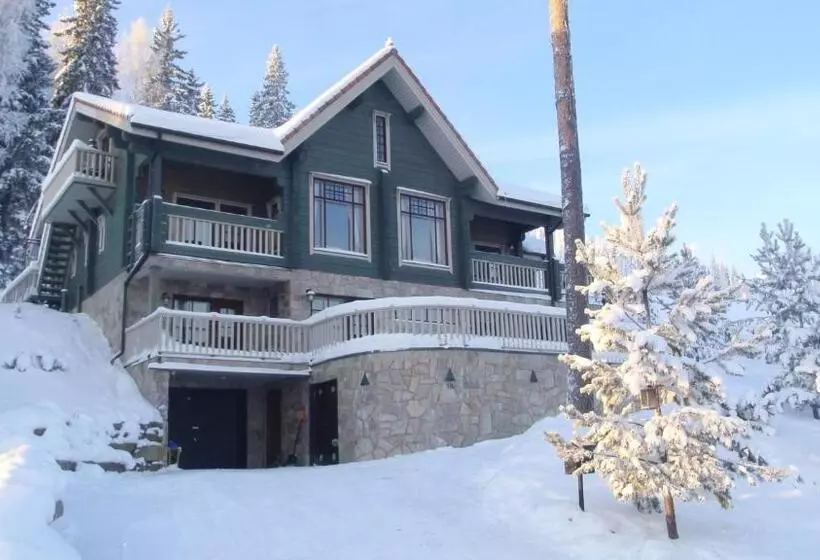 Majatalo Tahkonhovi Golden Chalet