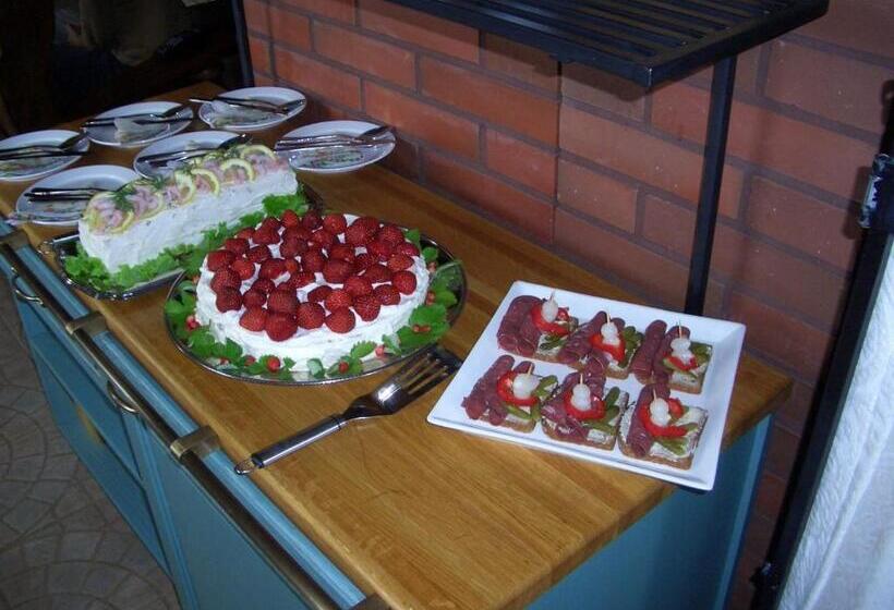 פנסיון Tahkonhovi Golden Chalet