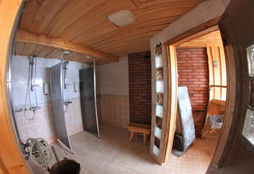 פנסיון Tahkonhovi Golden Chalet