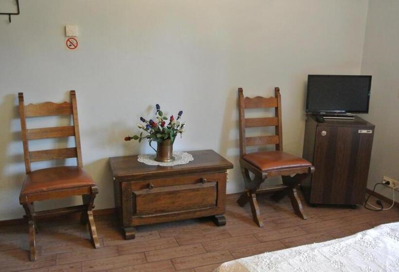 פנסיון Tahkonhovi Golden Chalet